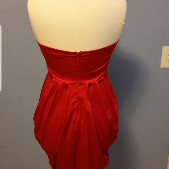 Red Dress - Picture 2 of 2